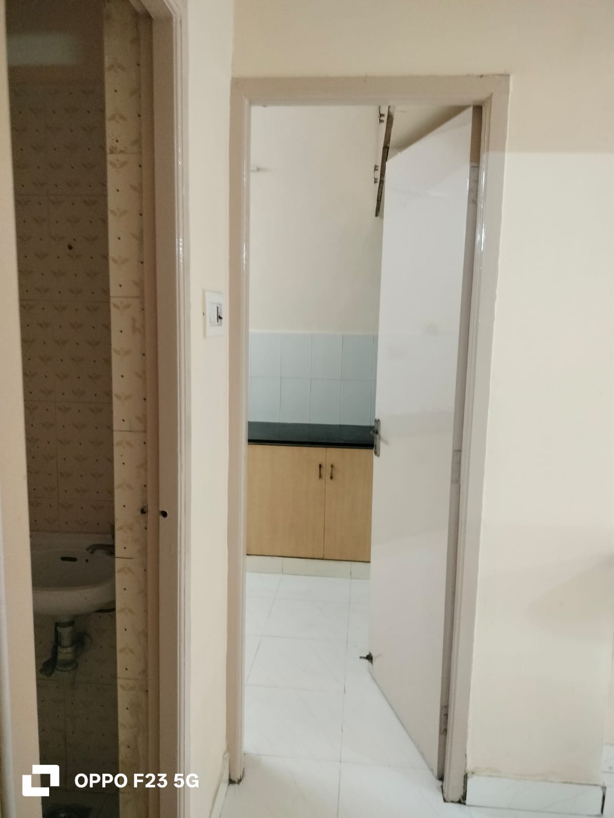 Interior - Image 4